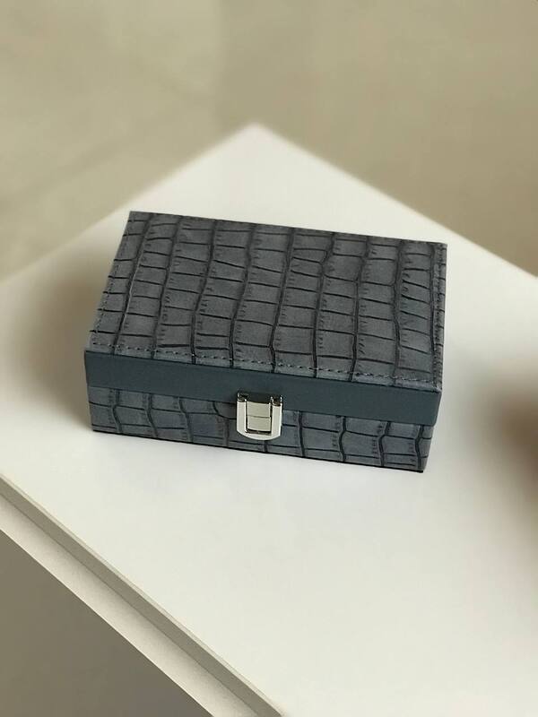 جعبه جواهر سایز متوسط آینه دار