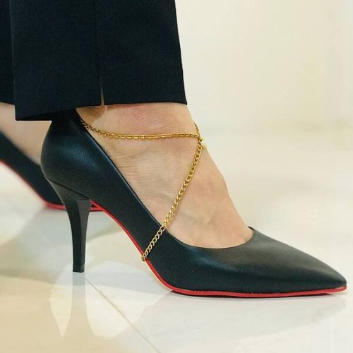 زنجیر کفش پاشنه بلند