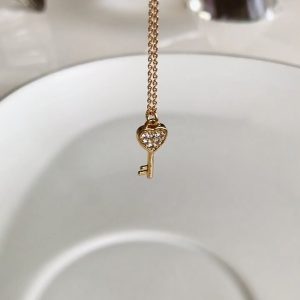 گردنبند طرح کلید