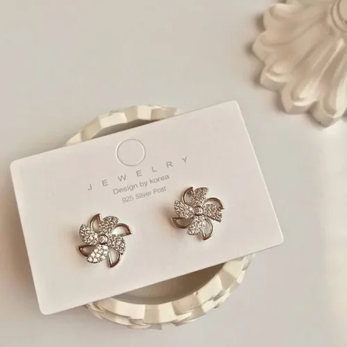 گوشواره چرخان میخ نقره
