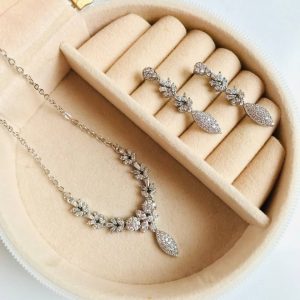 نیم ست جواهری آویز