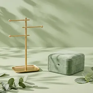 دسته بندی جعبه و استند جواهر TRZ
